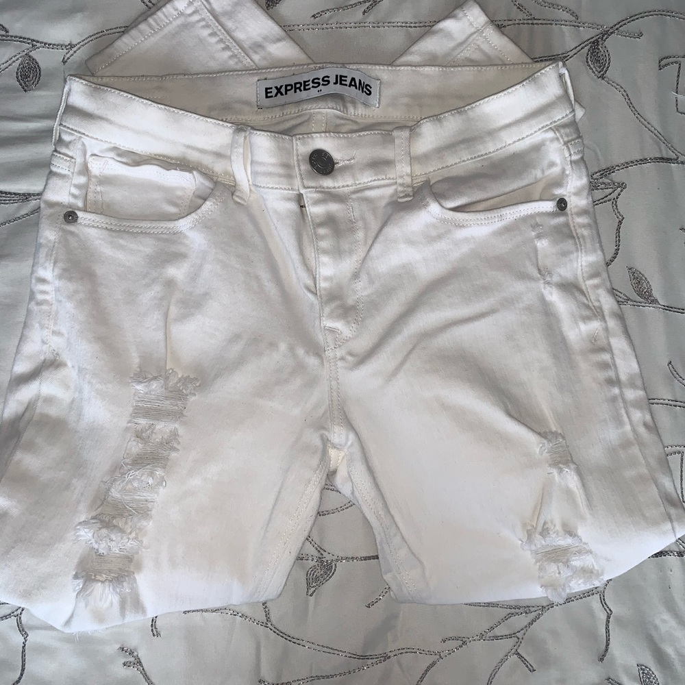 Express Distressed Jeansπ - Picture 4 of 7